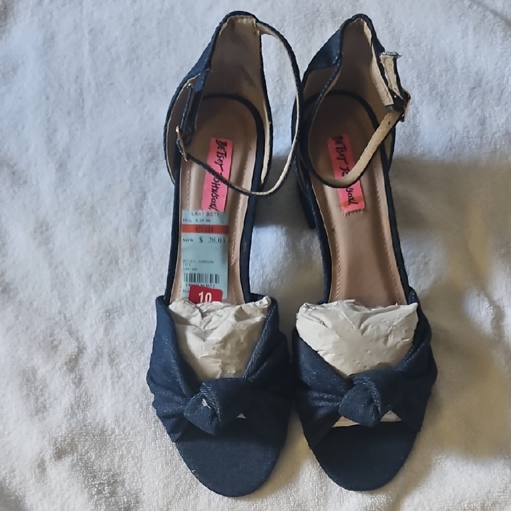 Betsey Johnson Navy Women's Heels